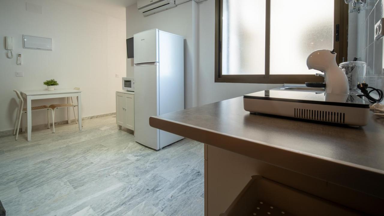 Conjunto De Apartamentos Antiguo Palacio Hotel Paris Huelva Eksteriør billede