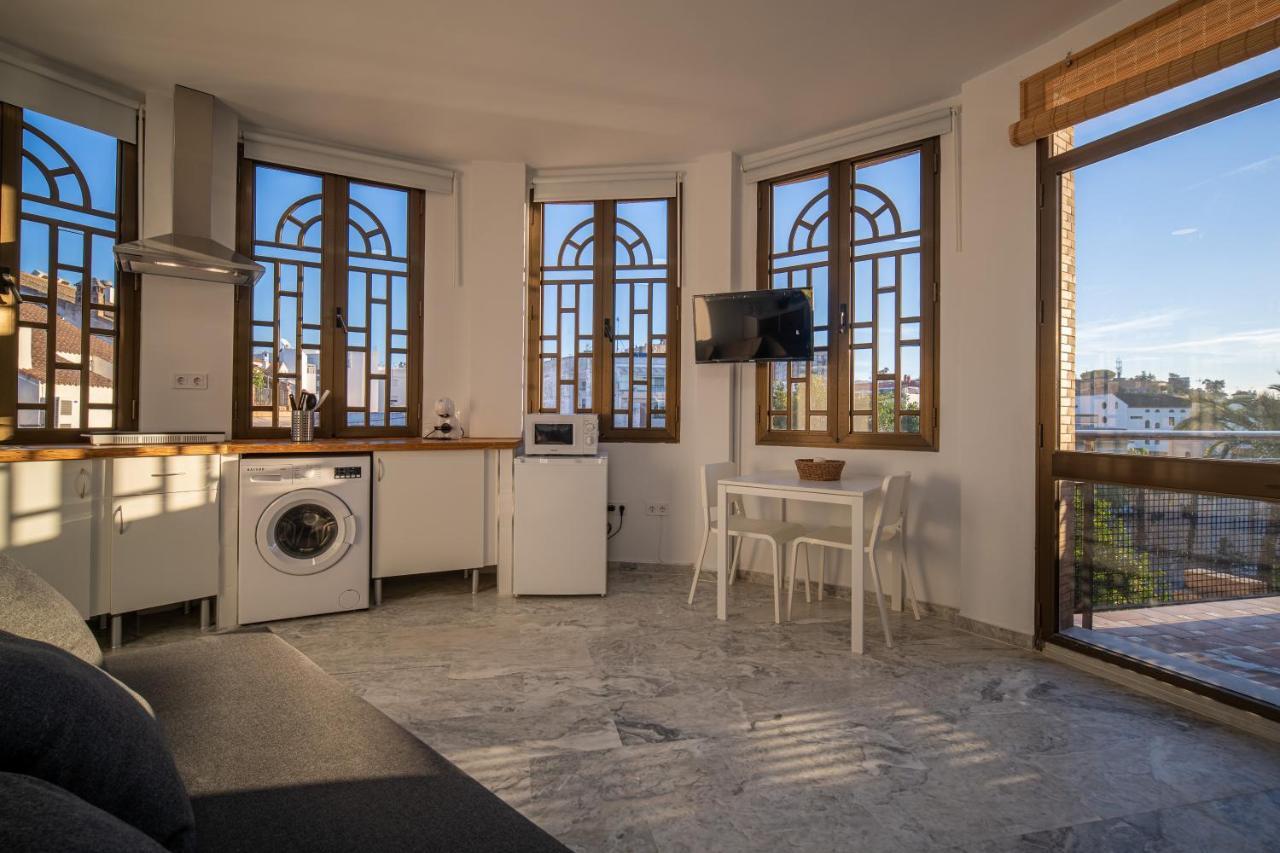 Conjunto De Apartamentos Antiguo Palacio Hotel Paris Huelva Eksteriør billede